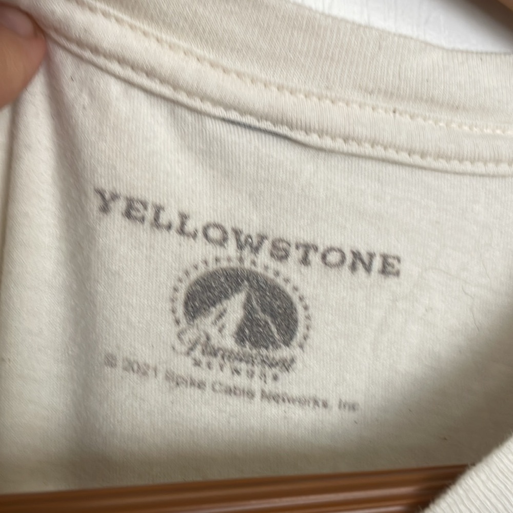 Yellowstone/Paramount Network- Dutton Ranch Est. 1886 - Picture 3 of 5